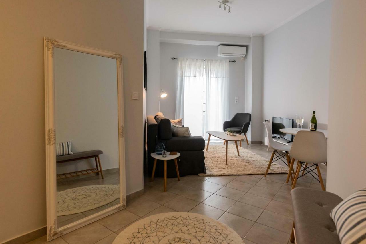 Avra Apartment Kalamata Exterior photo